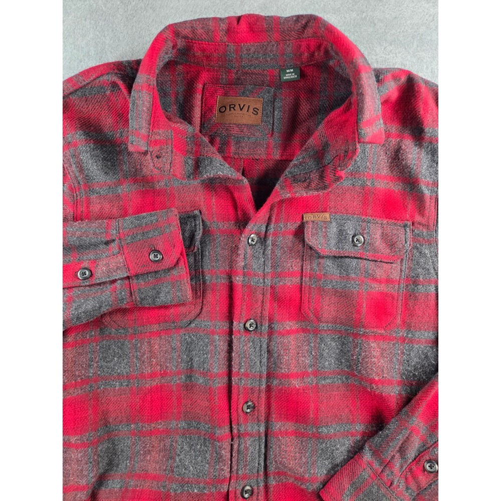 Orvis Flannel Shirt Men Size Medium Red Grey Plaid Button Down Pockets